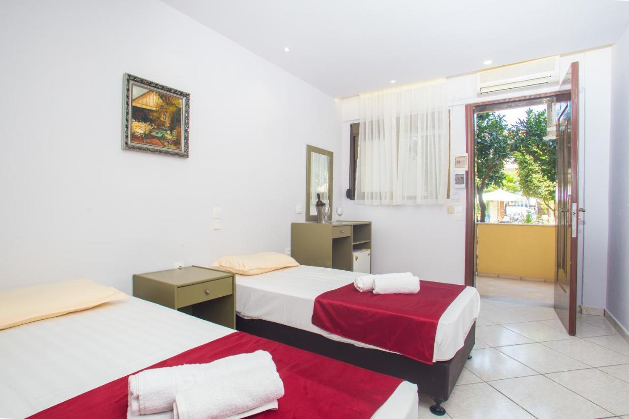 Litus Oliva Hotel Pefkochori Ngoại thất bức ảnh
