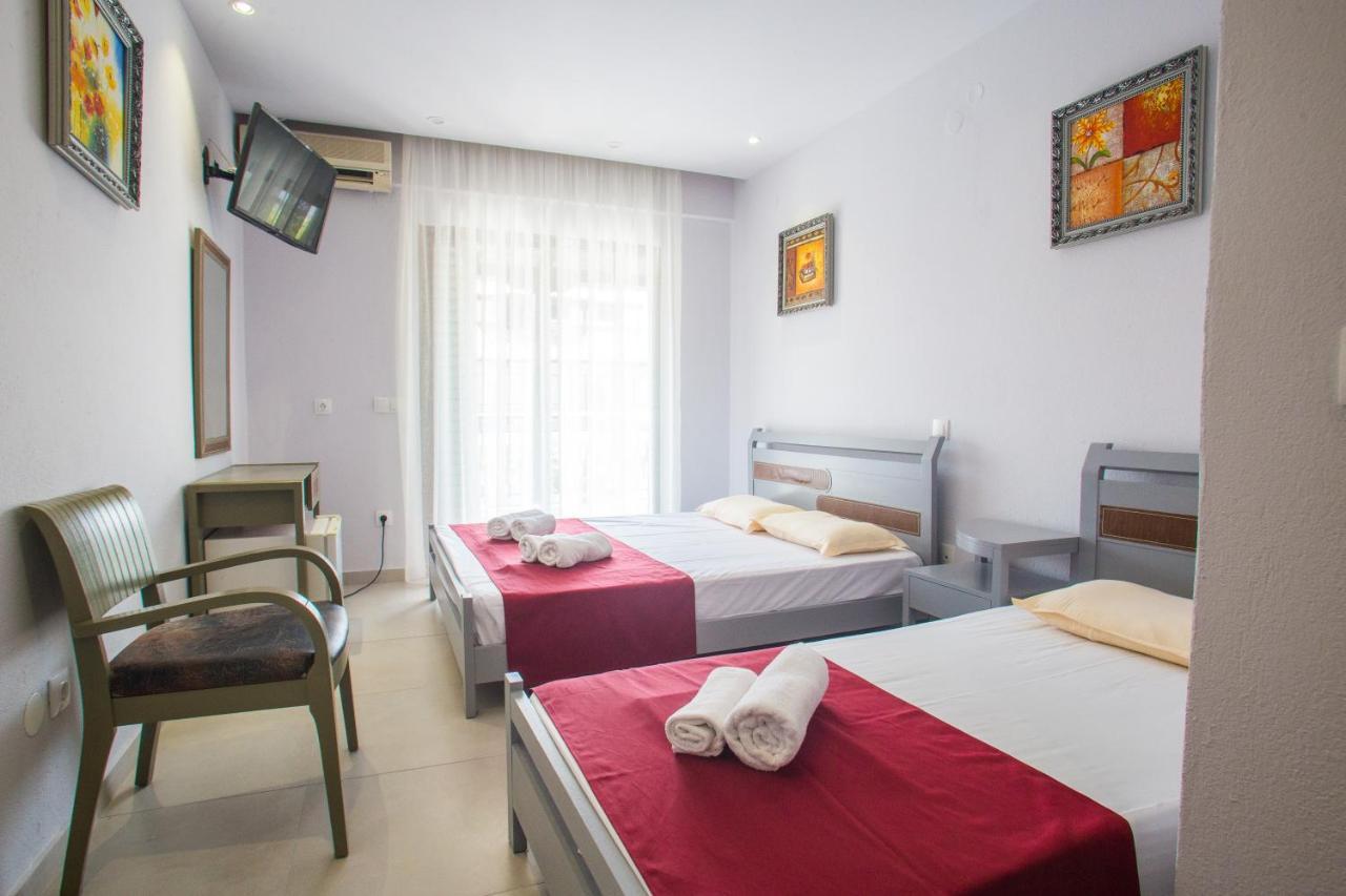 Litus Oliva Hotel Pefkochori Ngoại thất bức ảnh