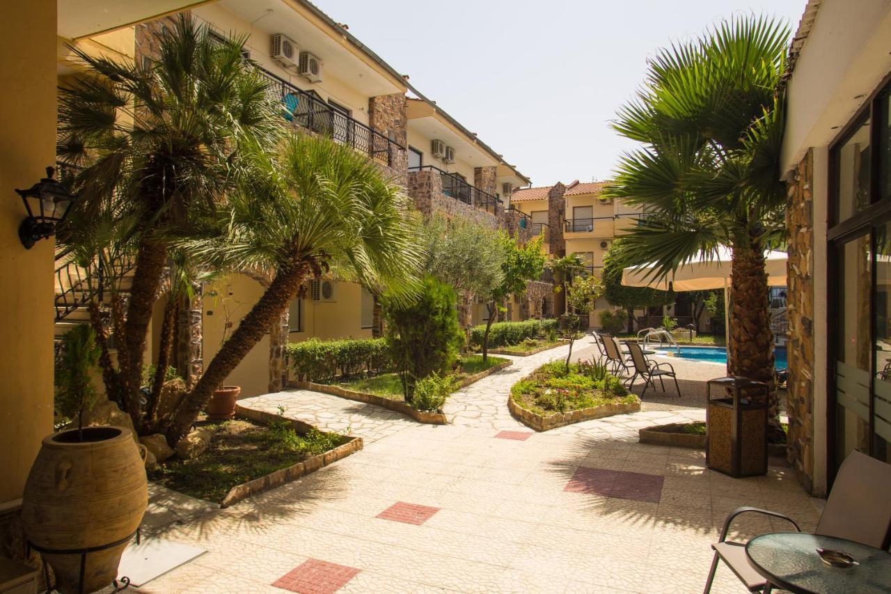 Litus Oliva Hotel Pefkochori Ngoại thất bức ảnh